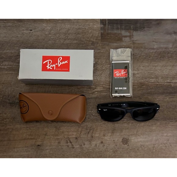Ray-Ban Other - Ray-Ban RB2132 New Wayfarer Polarized Black Sunglasses 55-18 145mm